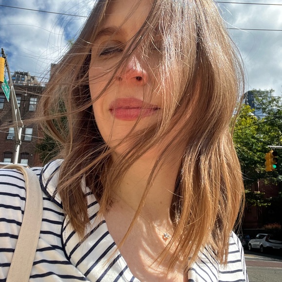 Meet your Posher, Megan e - Picture 1 of 1